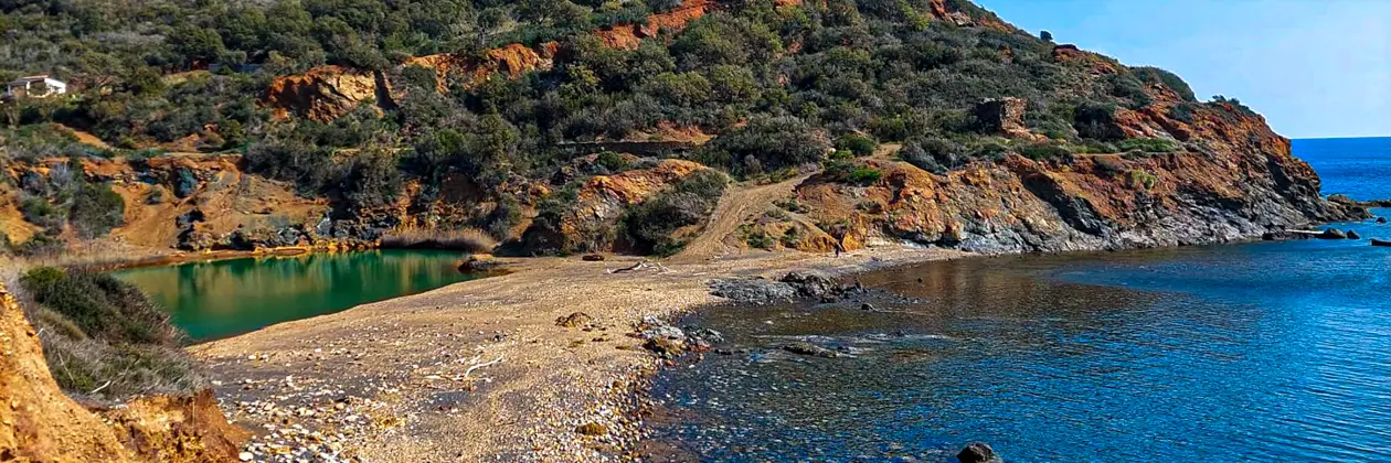 I colori dei minerali: il laghetto di Terranera