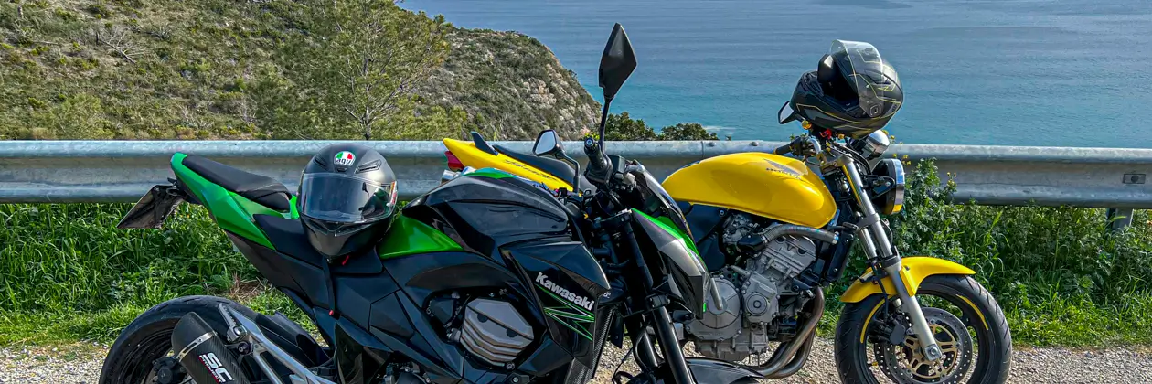 Il versante orientale dell’Elba in moto